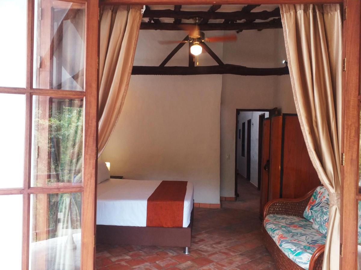 Casona Chara Hotel Barichara Eksteriør billede